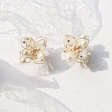 <簡愛>造型手工設計樹脂耳環/耳釘款/earring/accessories