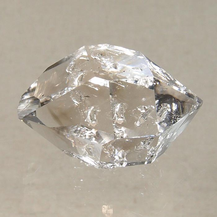 ハーキマーダイヤモンド（水晶）118.7ct　HK102