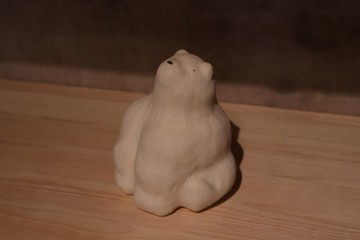 遠望小熊