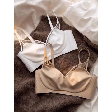 美背大胸顯小超薄款無鋼圈內衣