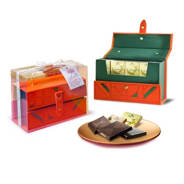 綻放馨意 風味巧克力片32入皮質手提盒