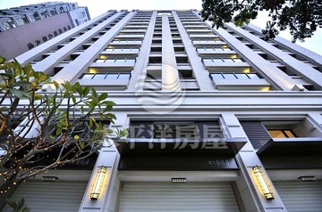 五期大墩公益商圈｜華太·精裝·樓中樓帝王景觀戶｜台中市南屯區大墩路