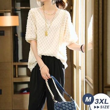 【LANNI 藍尼】★舒適質感立體繡花雪紡衫(約會/春夏/V領/休閒)