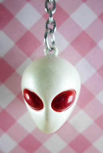 【震撼精品百貨】手機吊飾/鎖圈-外星人手機吊飾-鈴鐺頭 震撼日式精品百貨