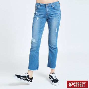 【5th STREET】 女裝 超彈性抽鬚微喇叭褲-拔淺藍(-3KG系列) (942311)