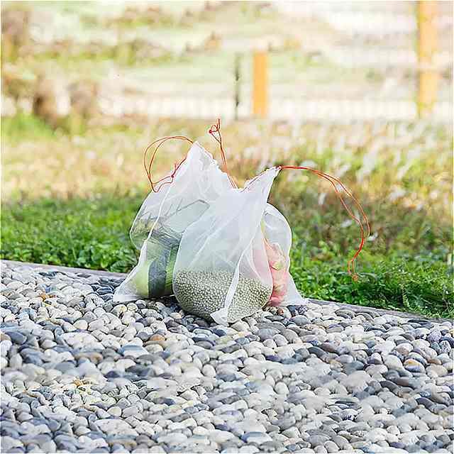 果物 保護 バッグ 50個庭のネット バッグ 巾着ネット 植物 の果物を 保護 するための 防虫 バリア