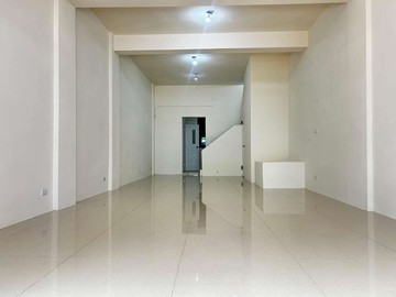 衛道新世界近中國醫臨路店面+店住~明韻｜台中市北區進化北路