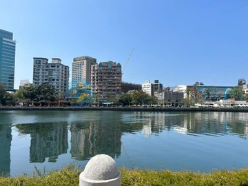 愛情河左岸景觀首排兩房一廳｜高雄市前金區河東路