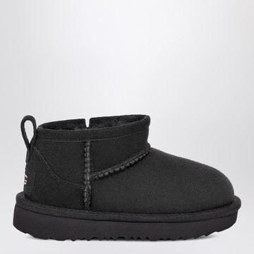 Black Classic Ultra Mini boot with zip