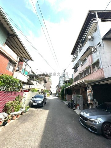 專任 近勤益科大孝親房7房透天｜台中市太平區中山路一段