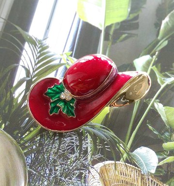 Vintage Jewelry 聖誕節首飾  聖誕冬青 帽子 別針 胸針