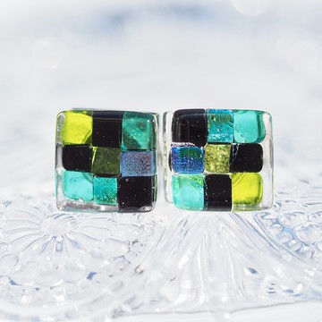 日式玻璃（Haikara [大] [綠色]）鈦耳針/耳夾[您可以選擇金屬配件] [Made-to-order]