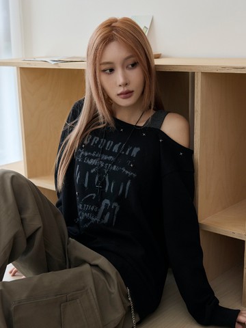 龐克風星星鉚釘斜肩上衣