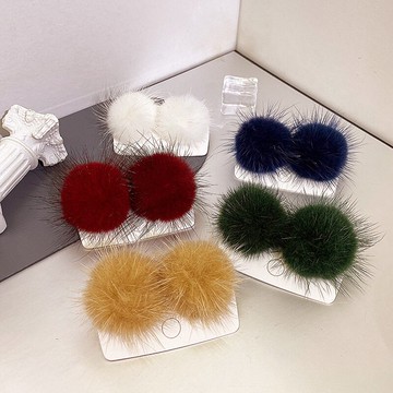 秋冬簡單水貂毛毛球耳釘女韓國個性復古超仙短款網紅耳環耳飾