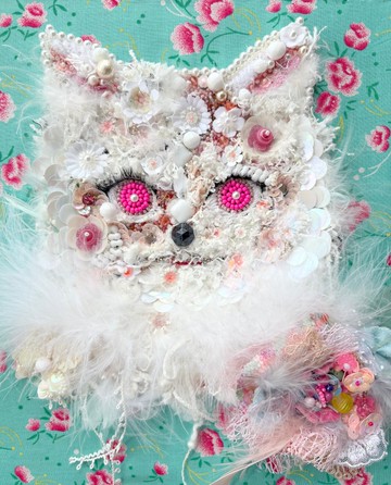 夢幻色彩的閃亮串珠刺繡藝術　作品名【喵喵 藍色和粉色】