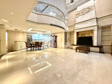 (寰宇層峰)七期水安捷運站高級裝潢雙車別墅｜台中市南屯區大業路