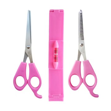 蕉蕉購物 瀏海修剪3件組 顏色隨機 附水平儀瀏海夾 不鏽鋼刀片  1組