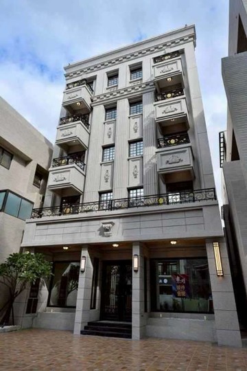 恆春鎮內#大地坪全新透天#16套房#有 ｜屏東縣恆春鎮恒福二街