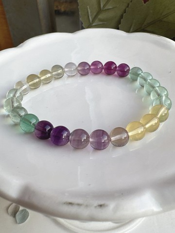 心忱-7mm彩瑩石手串