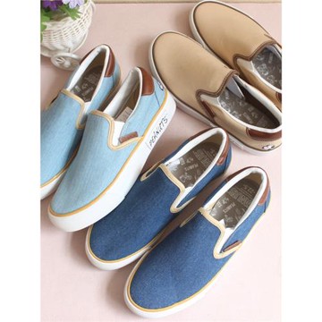 外貿原單帆布鞋女鞋舒適一腳蹬懶人鞋簡約時尚板鞋潮鞋新款女士