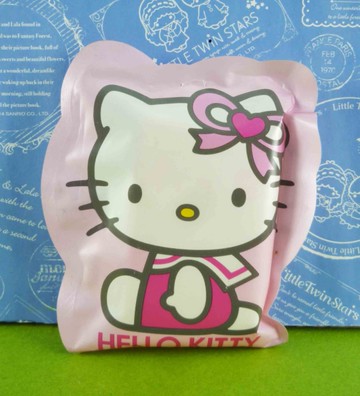 【震撼精品百貨】Hello Kitty 凱蒂貓~袖珍型面紙-側坐造型【共1款】