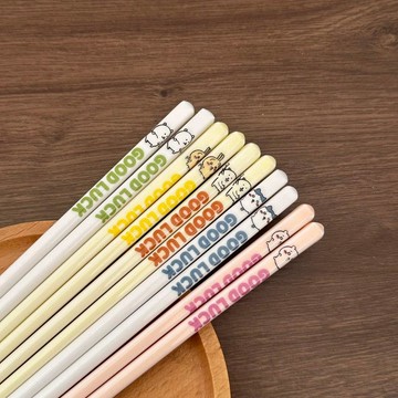 可愛 實用日用品🌸吉伊卡哇小八烏薩奇吉伊自嘲熊陶瓷筷耐高溫新款防滑防黴一人一筷