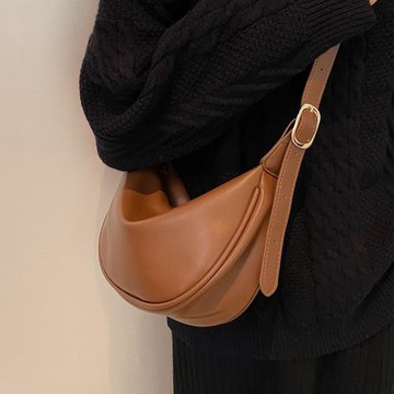 高級感復古包包女2025新款潮時尚馬鞍包網紅百搭ins斜挎包餃子包