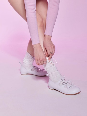 Triple Ribbon Leather Flats [Beige]