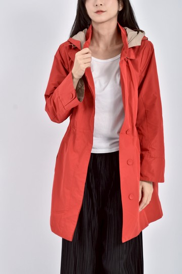 (M) 排扣連帽紅色外套