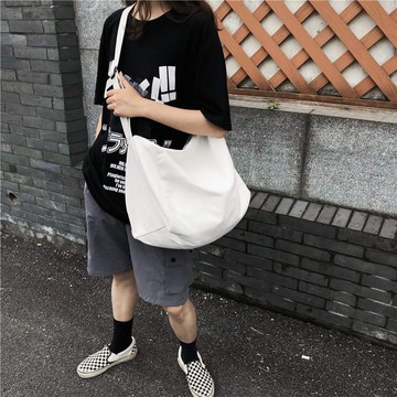 新品特惠✨男士包包韓版斜挎單肩包帆布郵差包文藝大包多用休閒手提包女揹包小挎包 托特包 郵差包 側背包
