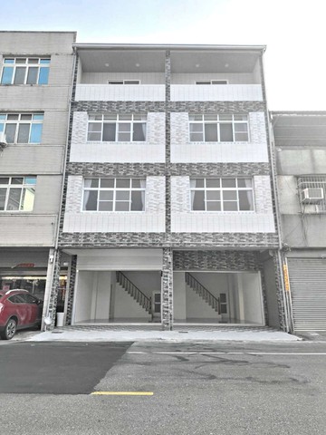 【15米孔鳳路】~精裝4套房~大面寬騎樓店住｜高雄市小港區孔鳳路