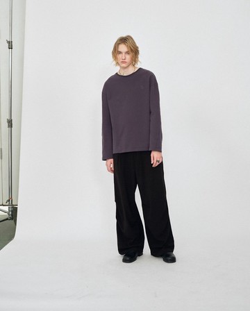 日系極簡 膝蓋對稱工字褶休閒長褲