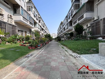 ✨寧靜悠活4房車墅｜邊間三面採光．格局寬敞 ｜台南市佳里區文化西路