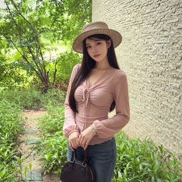 WYZ純欲風設計感V領繫帶長袖t恤女夏秋新款絕美收腰顯瘦辣妹外穿上衣
