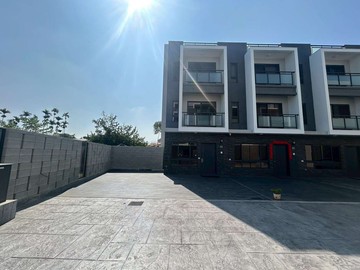 (獨家極品)新社全新可停2-3車電梯別墅｜台中市新社區興社街一段