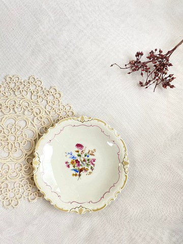 【好日戀物】 德國手繪浮雕精緻花卉點心盤幸福感