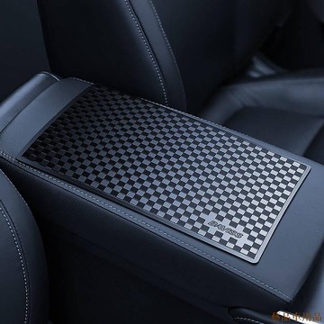 關注上新○汽車防滑墊 車用手機中控臺耐高溫置物墊 創意車載擺件 貼車內裝飾品 汽車防滑墊