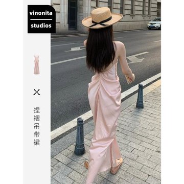 vinonita氣場高端輕奢粉色V領緞面吊帶連衣裙冷淡系獨特別致裙子