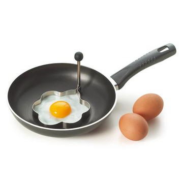 《EXCELSA》不鏽鋼煎蛋模(花朵)