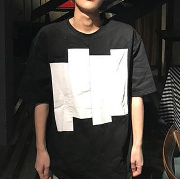 FINDSENSE品牌 時尚潮流 男 簡約 百搭 寬鬆 黑白撞色 短袖T恤 上衣 圓領短T