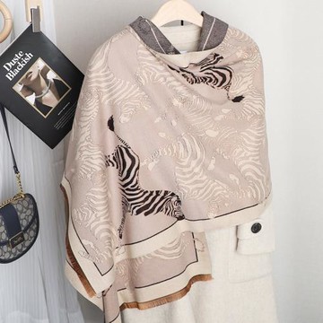 波西米亞民族風圍巾披肩外搭兩用女秋冬雙面加厚保暖長款空調披巾