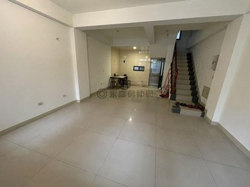 巨蛋旁全新未住透天~走路桃林步道虎頭山南崁溪步道｜桃園市龜山區民族街