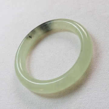 天然岫玉飄黑花手鐲#0375 57mm