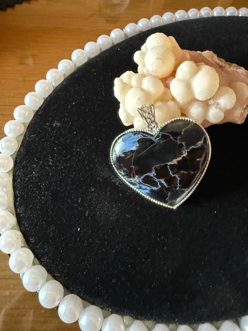 王者之心 藍彼得石墜