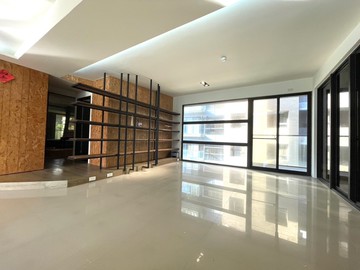 我泉歐美設計大戶+平面車位*請找東森房屋秀如｜基隆市中正區新豐街