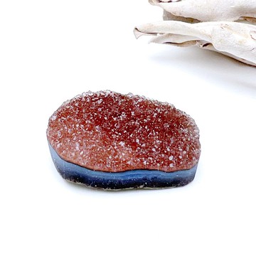 紅豆。擺件 療癒 貴人 招財 l 彩晶塊 紅豆色爆閃砂糖 l