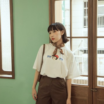 Tella Tella 簡約圓領印圖上衣