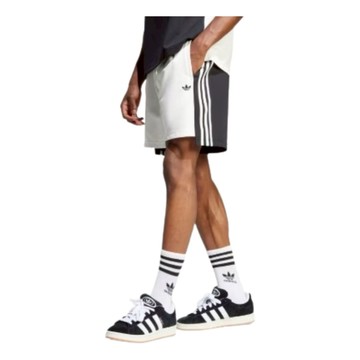 adidas Originals R3CD Shorts 'White Black'