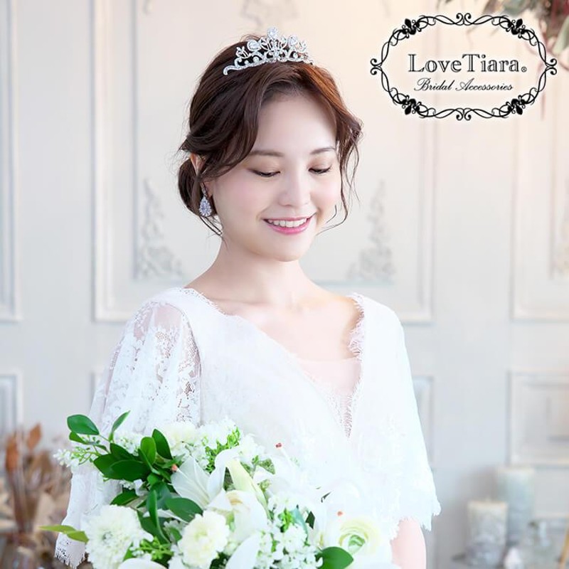 ラブティアラ　Lovetiara ピュアスパークルティアラ　ブライダル　結婚式