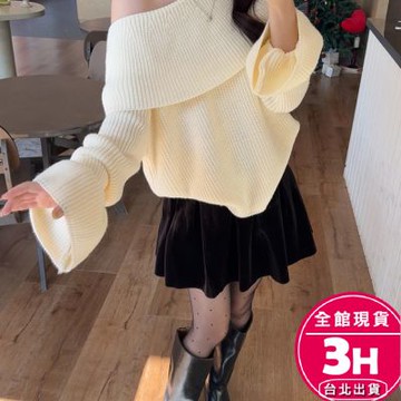 【梨卡】隔日到貨 女裝 毛衣 紅色 新年 聖誕 針織 長袖 露肩斜肩 喇叭袖針織 針織上衣 修身ES408